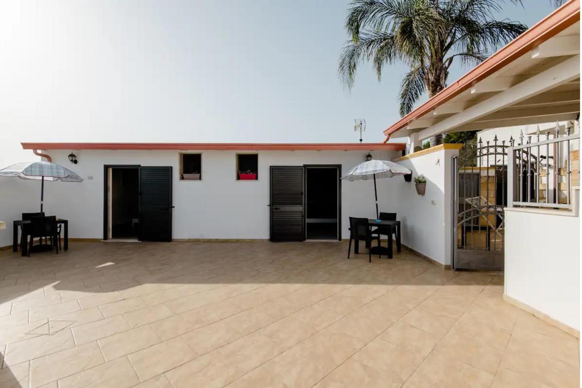 Briciola'S Rooms Porto Cesareo Exterior foto